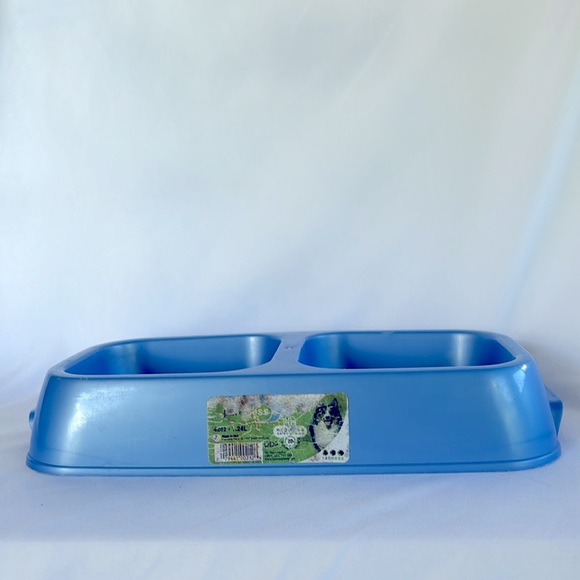 Van Ness Pet Lightweight Medium Double Dish Feeder For Cats And Dogs, 42 OZ,Blue - Picture 2 of 8